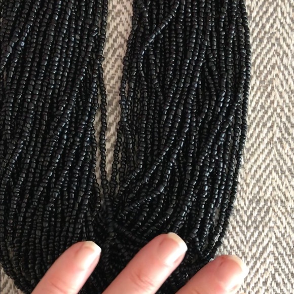 BLACK beaded Chunky Necklace - Picture 3 of 4